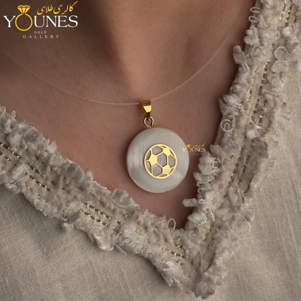 آویز طلا صدفی توپ 2cm